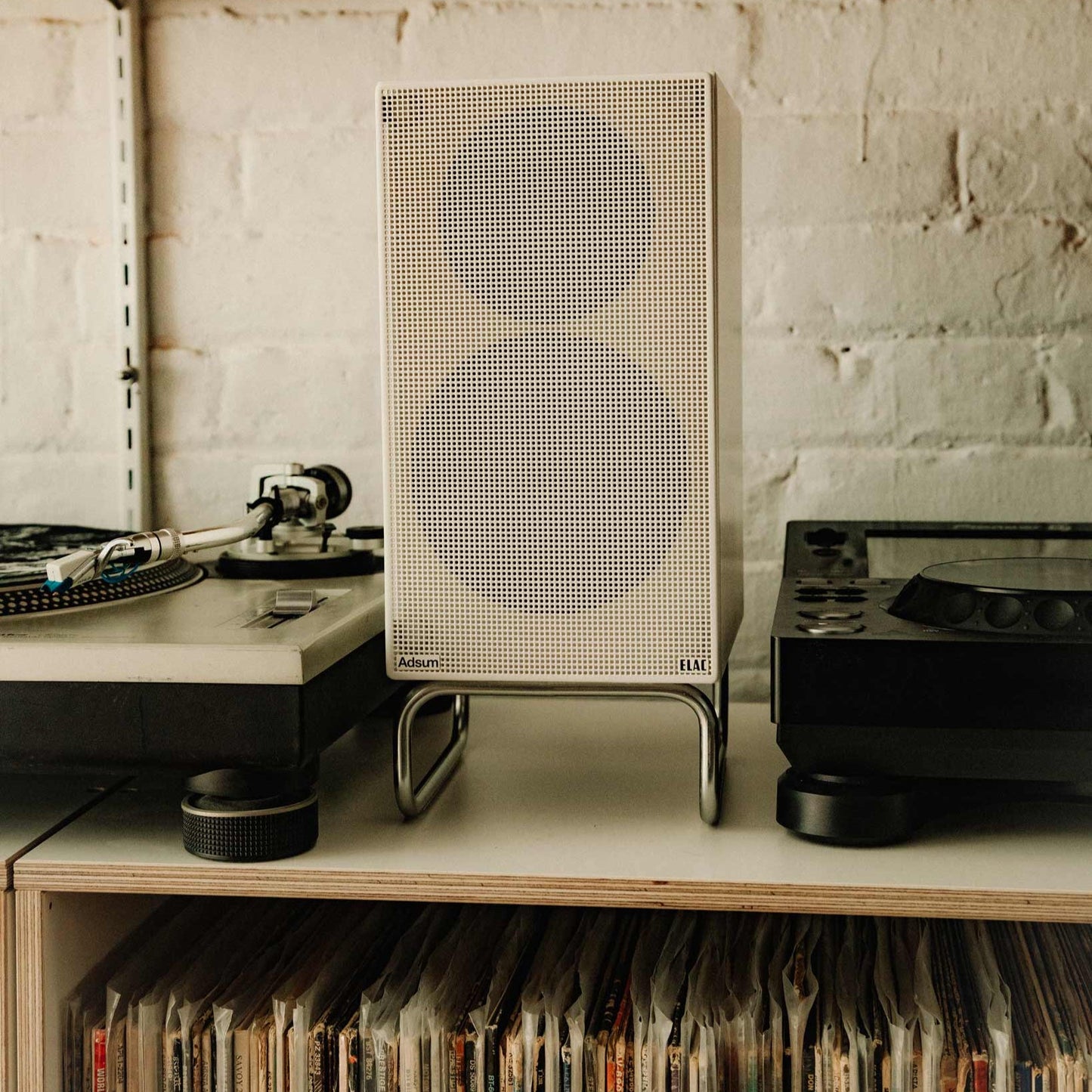 Elac: Debut ConneX Adsum Powered Speakers - Pair (DCB41-DS)